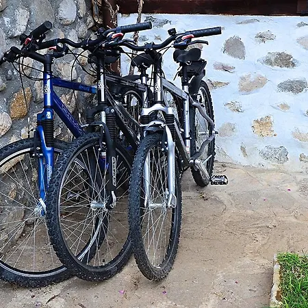 Hotel Family Dinchova Kushta 3*