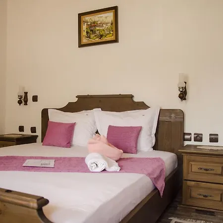 Family Dinchova Kushta Hotel Rozhen